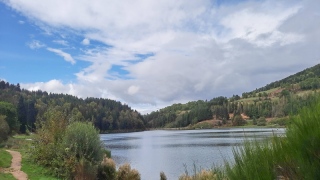 Lac de Coucouron. - PLATEAU ARDECHOIS